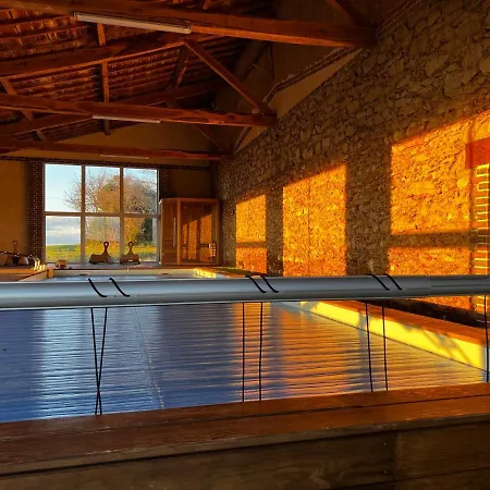 Villa Maison de charme spa sauna piscine intérieure chauffée