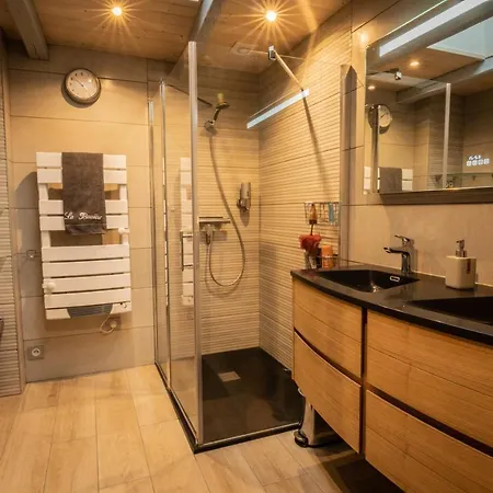 Villa Maison de charme spa sauna piscine intérieure chauffée Bellegarde-Marsal