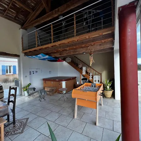 Maison de charme spa sauna piscine intérieure chauffée Villa Bellegarde-Marsal